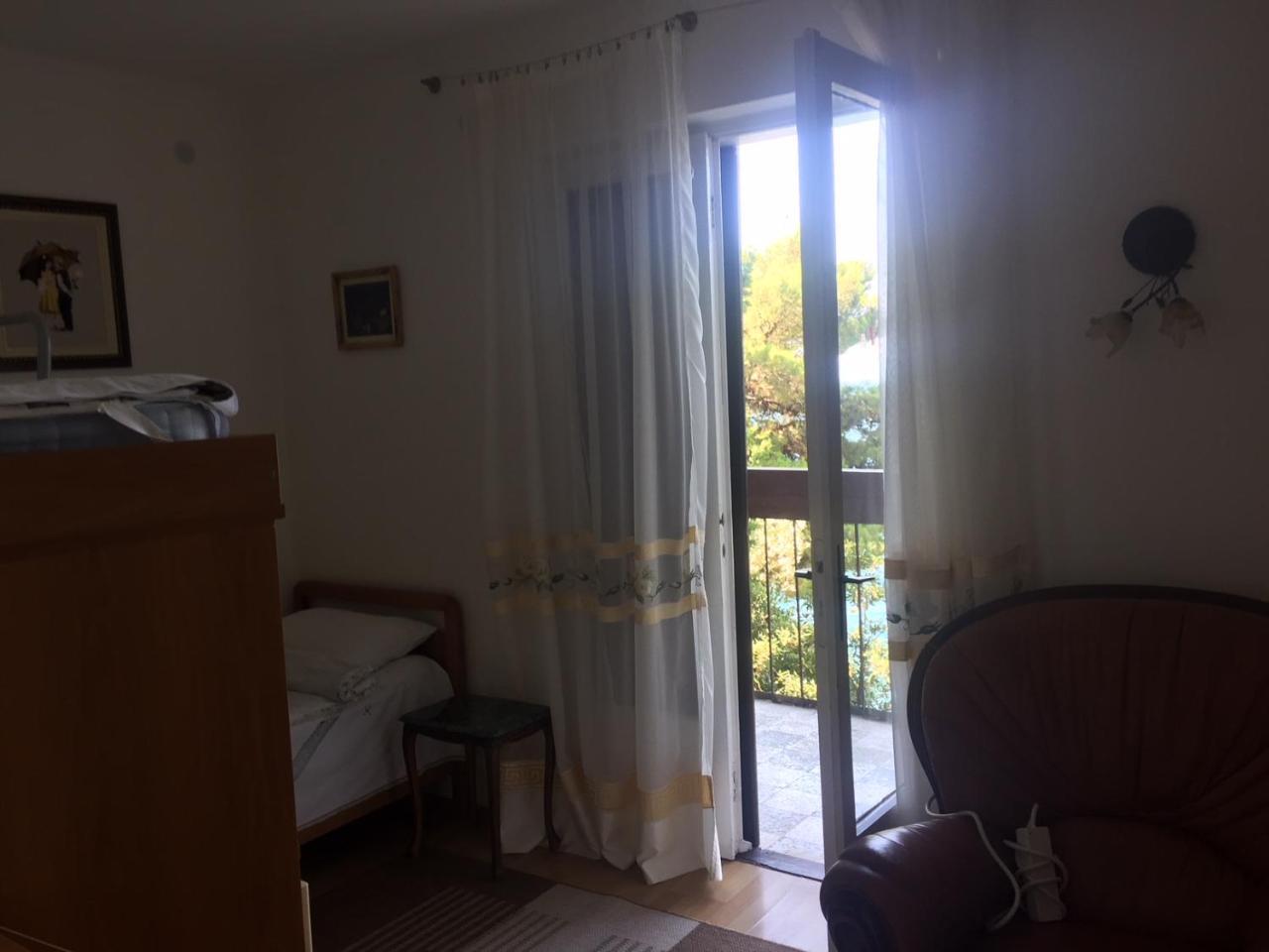 Apartment Botanicheskiy Sad Сутоморе Экстерьер фото